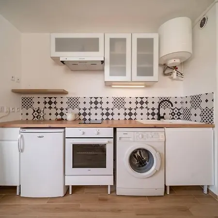 Appartement équipé Terrasse Parking Privatif